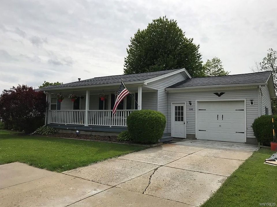1st image of 1648 Willow Woods