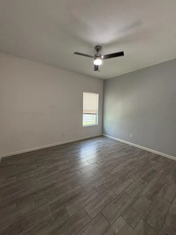 2607 E Hackberry Ave — Photo 3