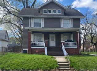210 E Archer Ave, Peoria, IL