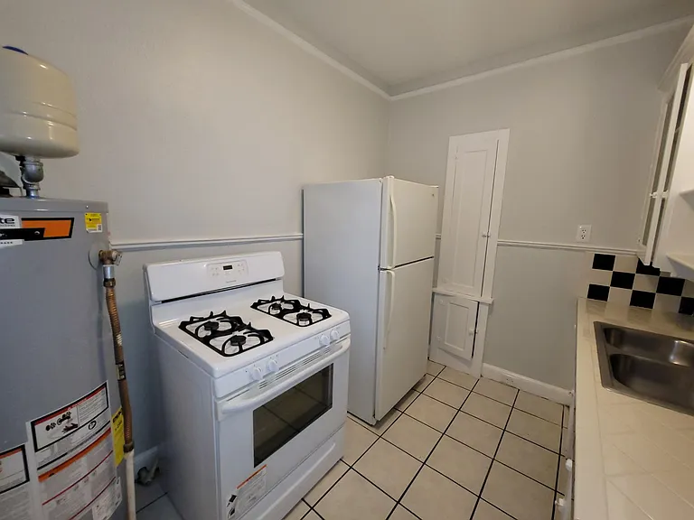 703 W French Pl — Photo 14