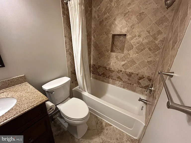 14537 Creek Branch Ct — Photo 12