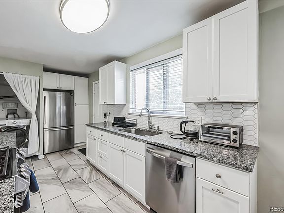 3rd image of 1072 S Decatur Street