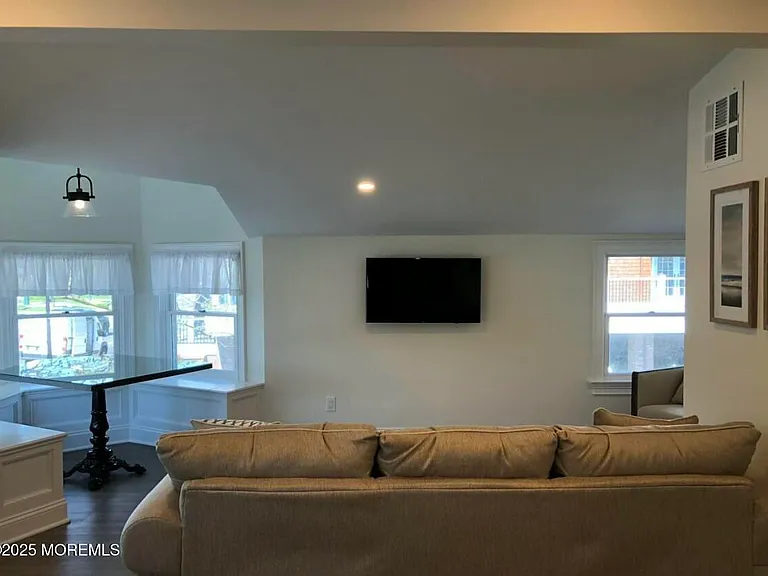 68 Bridge Ave — Photo 2