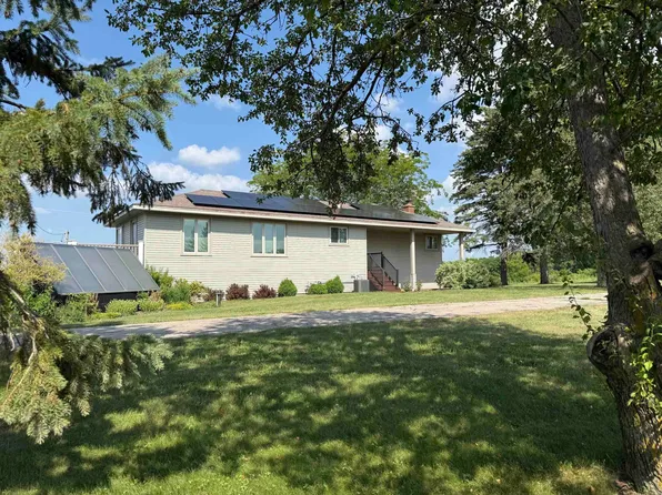 W6708 Smock Valley Rd, Monroe, WI 53566