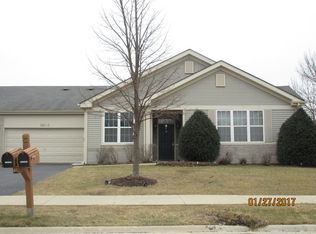 16303 Crescent Lake Dr, Crest Hill, IL 60403