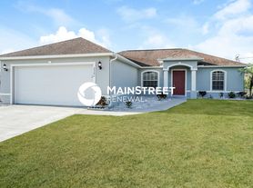 2701 36th St SW, Lehigh Acres, FL