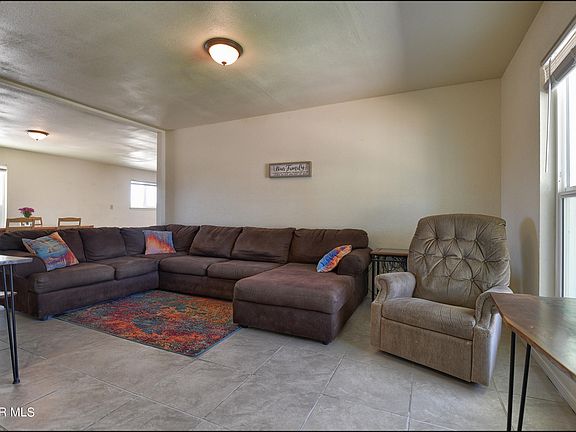 4th image of 11404 Bunky Henry Ln