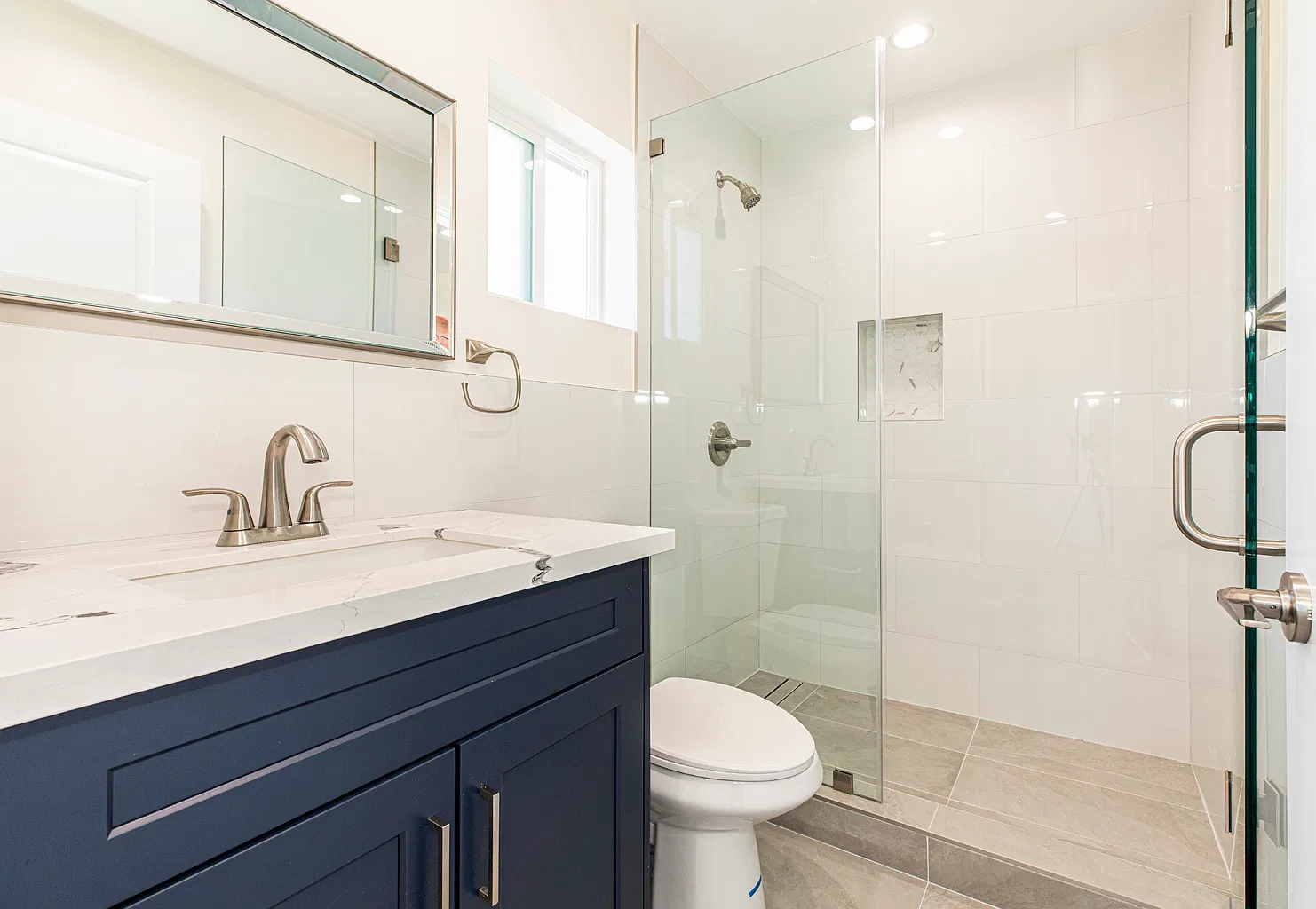 2 bed, 1000 sqft, $3,500 — Photo 3