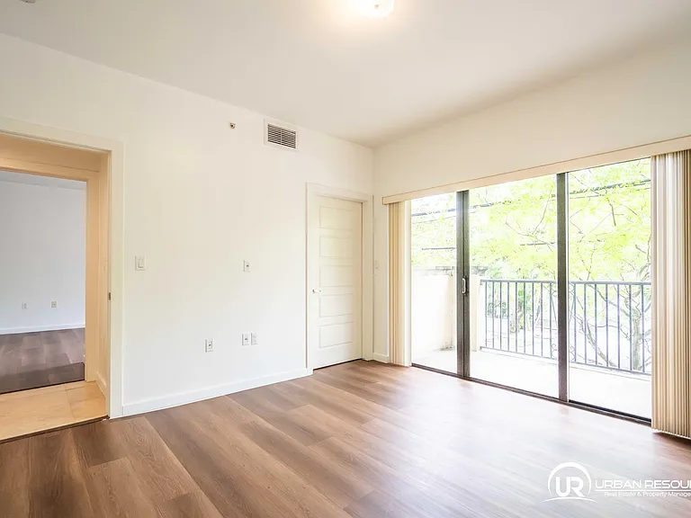 300 Majorca Ave #202 — Photo 20