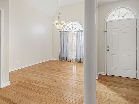 5th image of 1158 Ben Hill Blvd