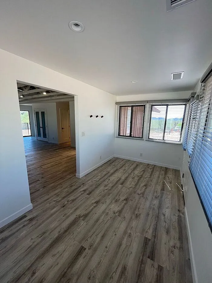 2 bed, 2.0 bath, 1168 sqft, $2,350 — Photo 3