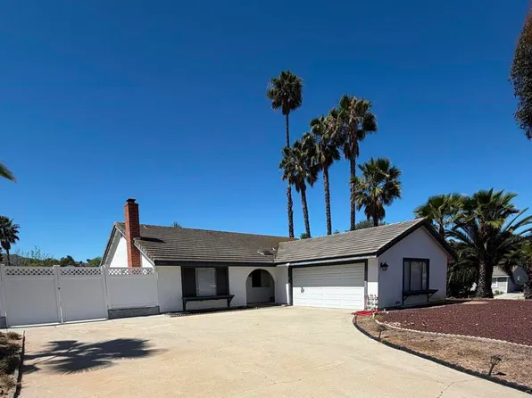 23601 Barrego Way, Ramona, CA 92065
