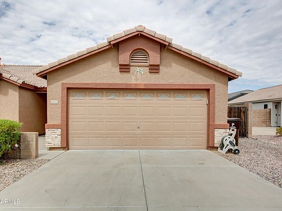 4th image of 22262 N 108TH Avenue
