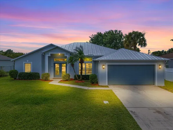 578 SW Jeanne Avenue, Port St Lucie, FL 34953