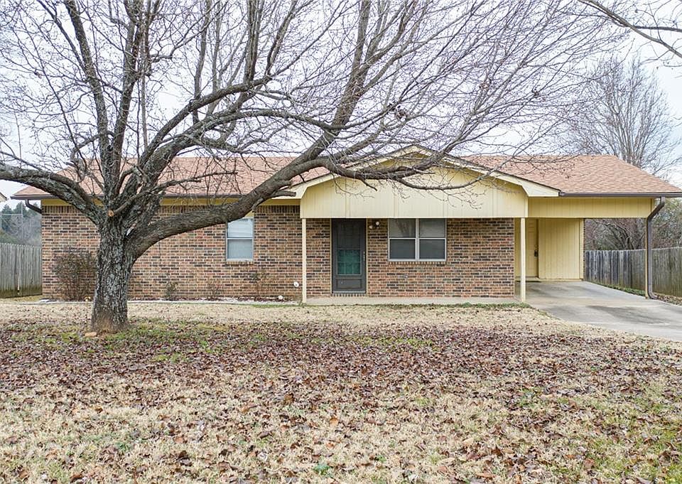 1st image of 2807 Martha Dr