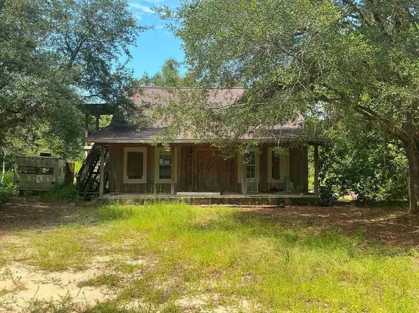 3097 Woodymarion Dr, Chipley, FL 32428