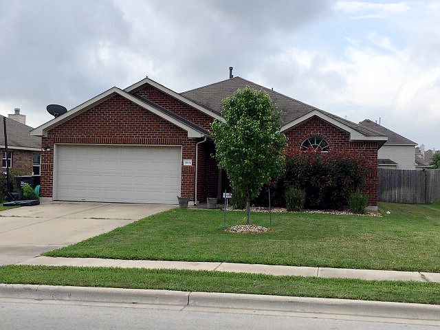 1st image of 184 Amber Oak Dr