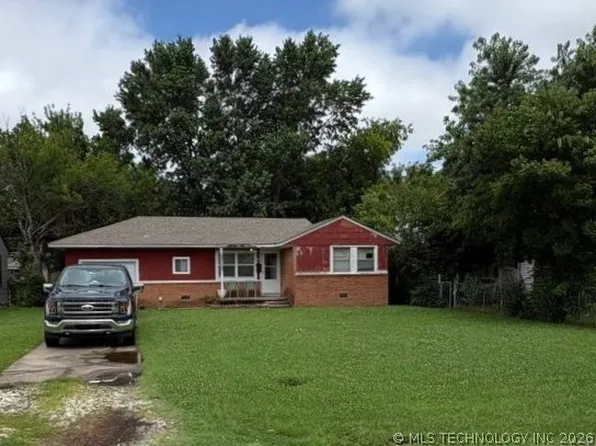 6715 E Queen St, Tulsa, OK 74115