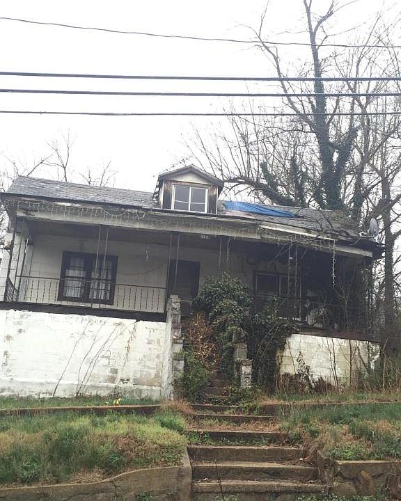 2nd image of 112 S 5th St
