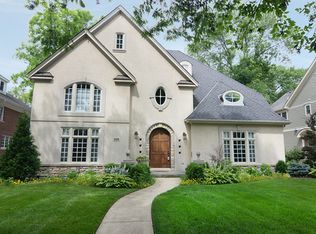 226 N Lincoln St, Hinsdale, IL 60521