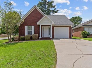 106 Spyglass Rd, Dothan, AL 36305