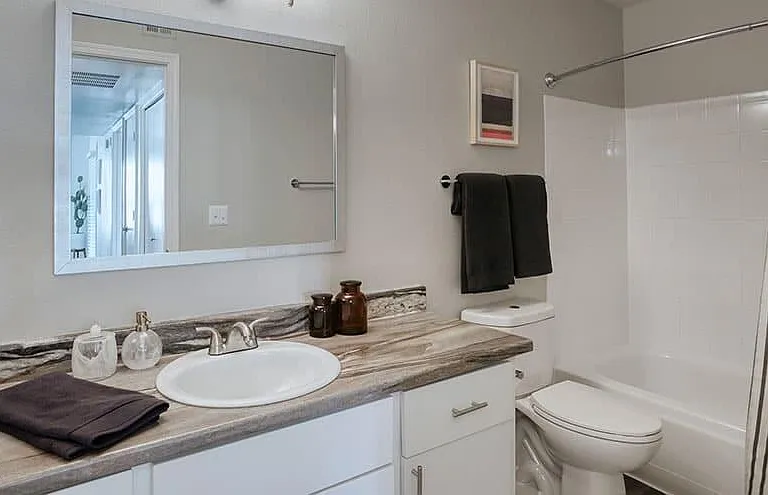 3255 S Dorsey Ln #2 — Photo 10