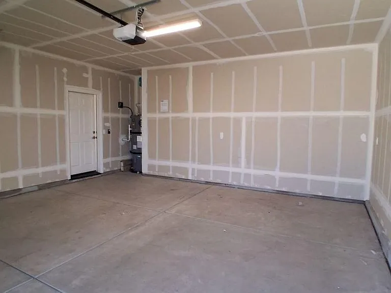 6609 E Carmen Ave — Photo 18