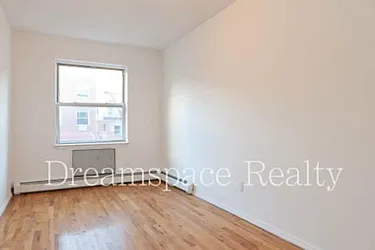 Rented by Dream Space Realty