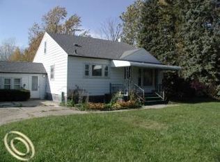 15750 Merriman Rd, Romulus, MI 48174