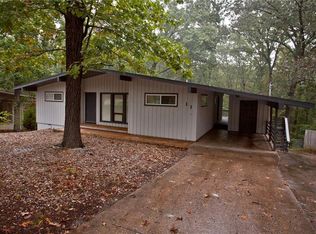 11 Hollow Way Dr, Bella Vista, AR 72715