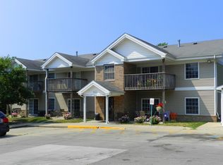601 W Adams St APT 8, Washington, IA 52353