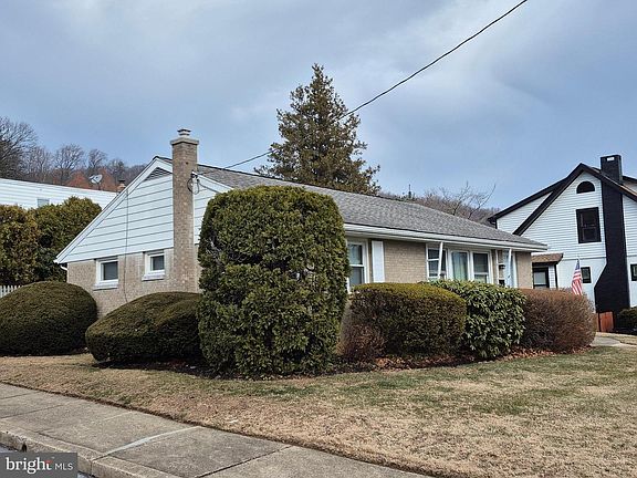 5th image of 602 Carsonia Ave