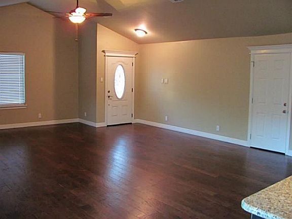 4th image of 3205 Scenic Hills Dr