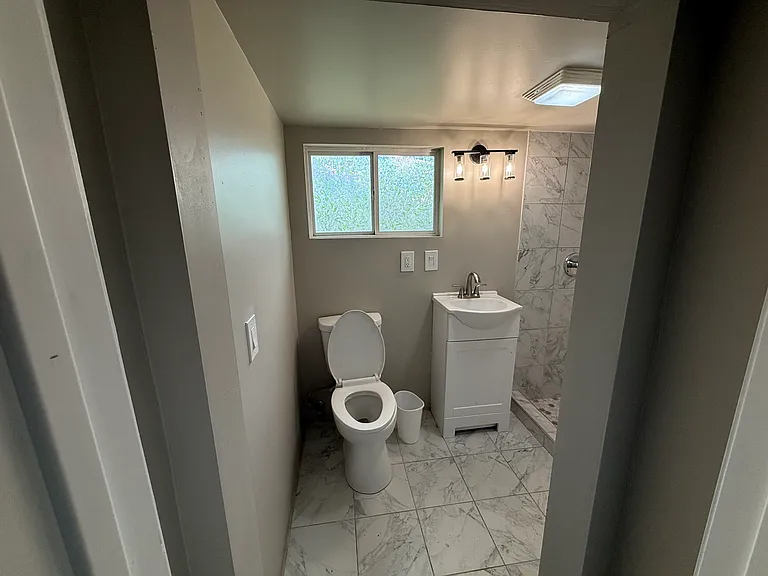 208 W Nippersink Rd — Photo 21