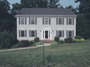 358 Sunflower Dr, Vinton, VA 24179
