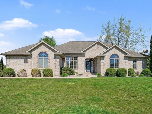 2802 E Saint Andrews Rd S, Winona Lake, IN 46590