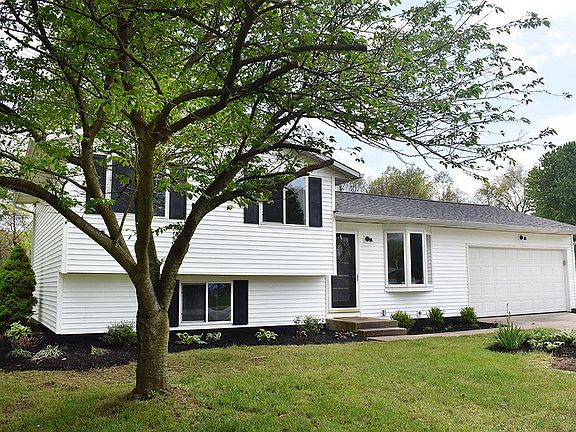 2nd image of 22116 Farmwood Dr