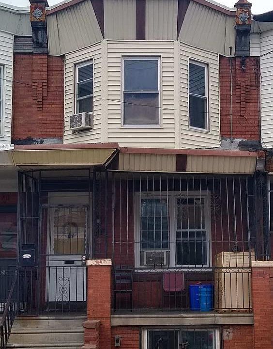 1st image of 713 E Ontario St
