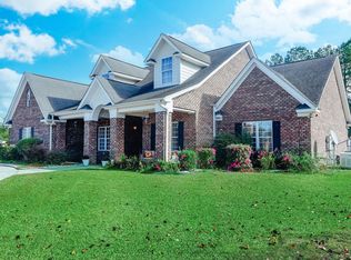 686 Tiger Paw Rd, Loris, SC 29569