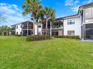 6121 SE Landing Way APT 12, Stuart, FL 34997