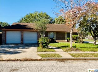 114 Londonderry Dr, Victoria, TX 77901
