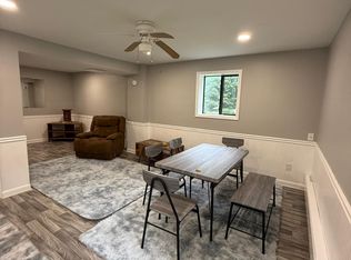 2247 Doe Dr, Long Pond, PA 18334