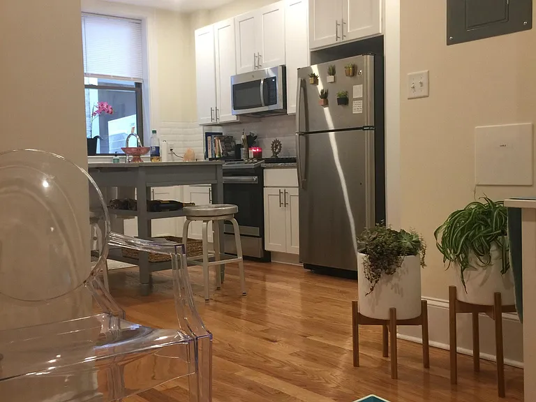 9 Seaverns Ave #2R — Photo 6
