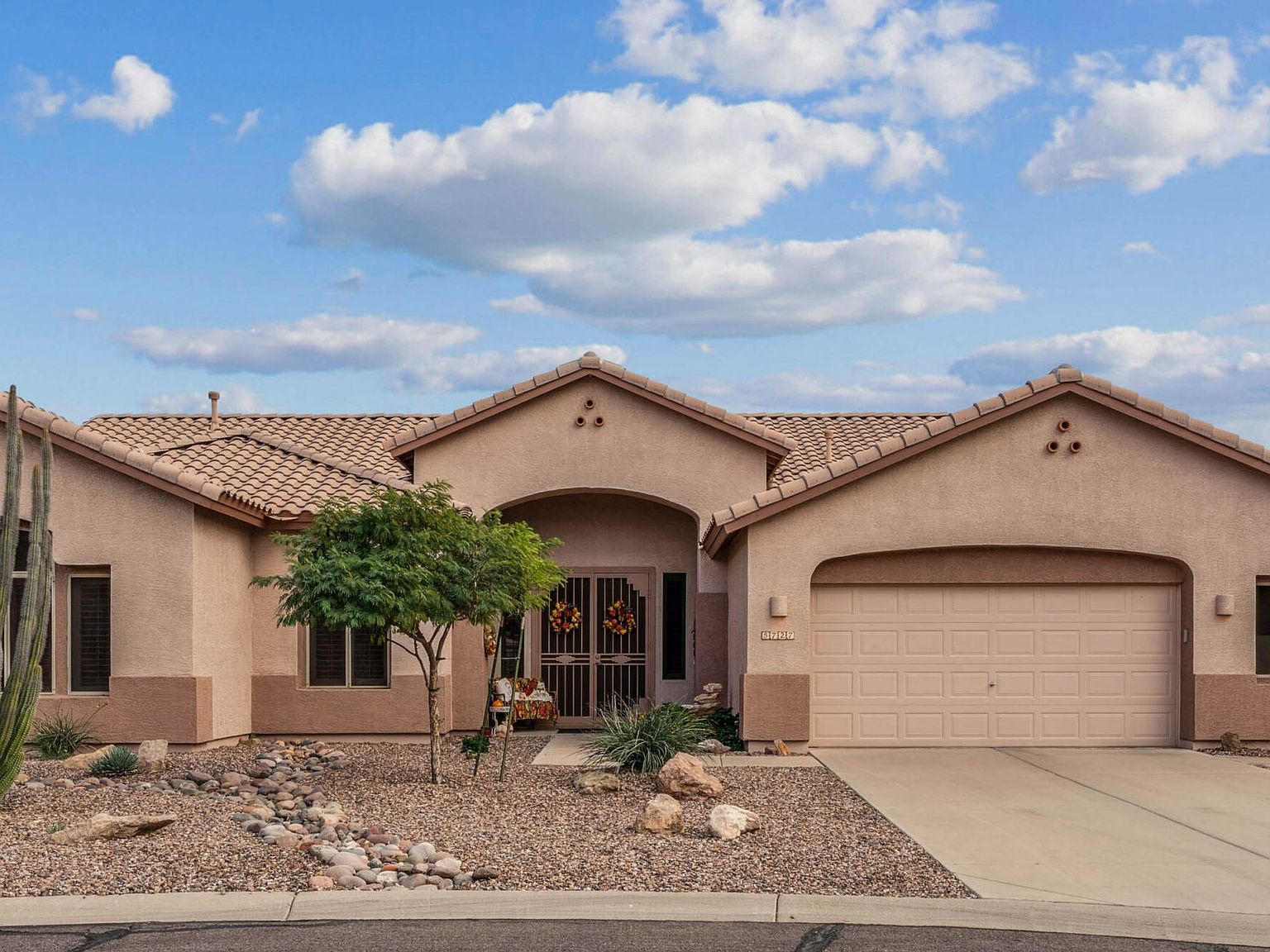 5727 S Golden Barrel Ct