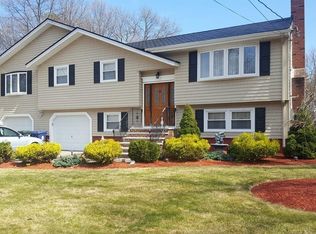 16 Benson Rd, Wilmington, MA 01887