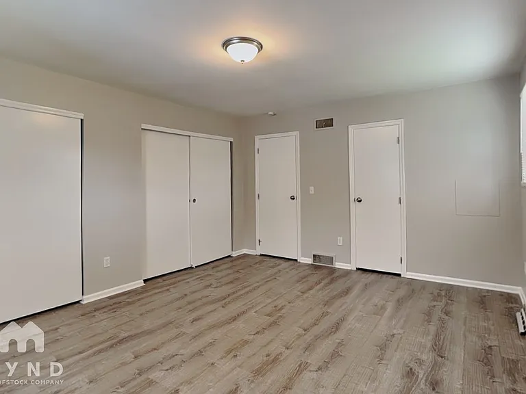 1525 Francisco Rd — Photo 11