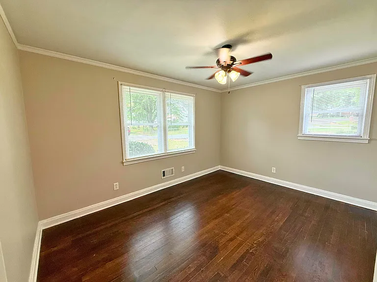 12 Templewood Dr — Photo 7