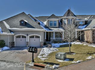 113 Windsor Ln, Ramsey, NJ 07446