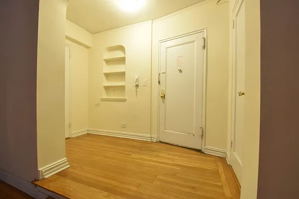 Rented by (Legacy) NY Quality Living Uptown | media 11