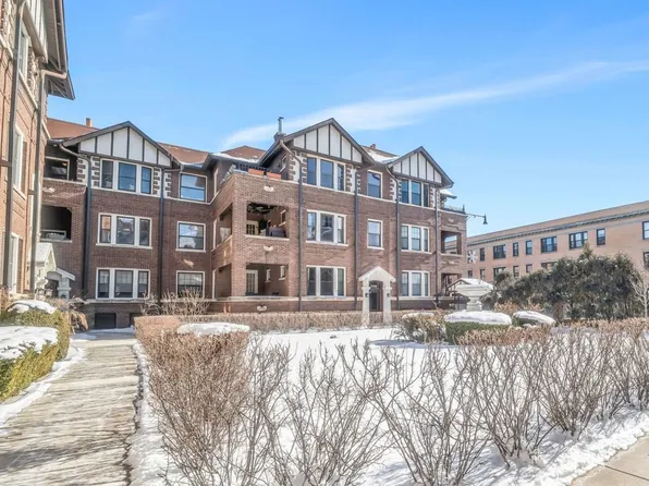 2116 W North Ave APT 3N, Chicago, IL 60647